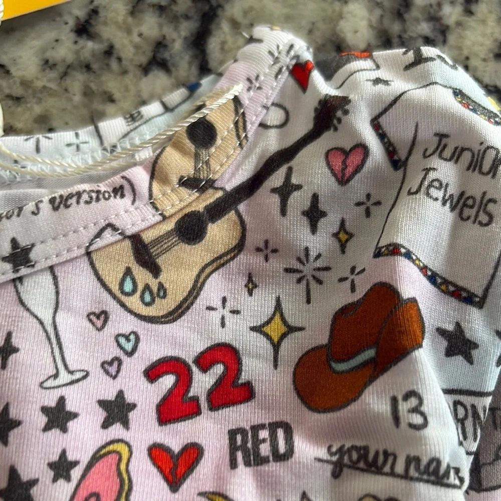 Little Snuggles Taylor Swift PJ Set - Picture 7 of 15